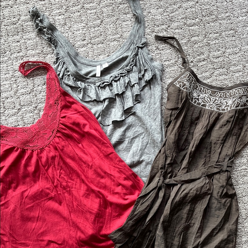 Women's M Tank Top Bundle- Coral, Gray, Brown